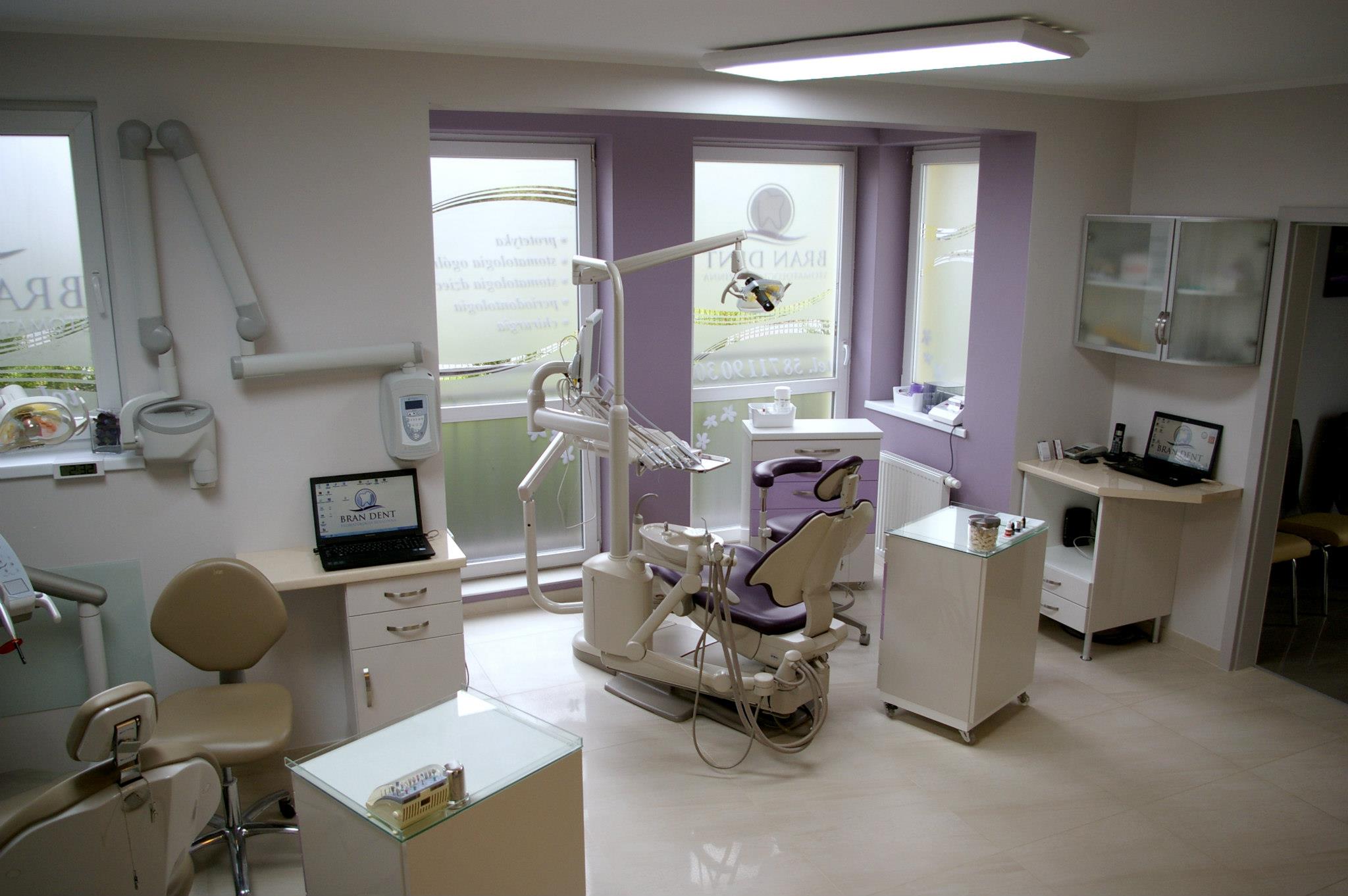 Nowoczesne wnętrze kliniki dentystycznej